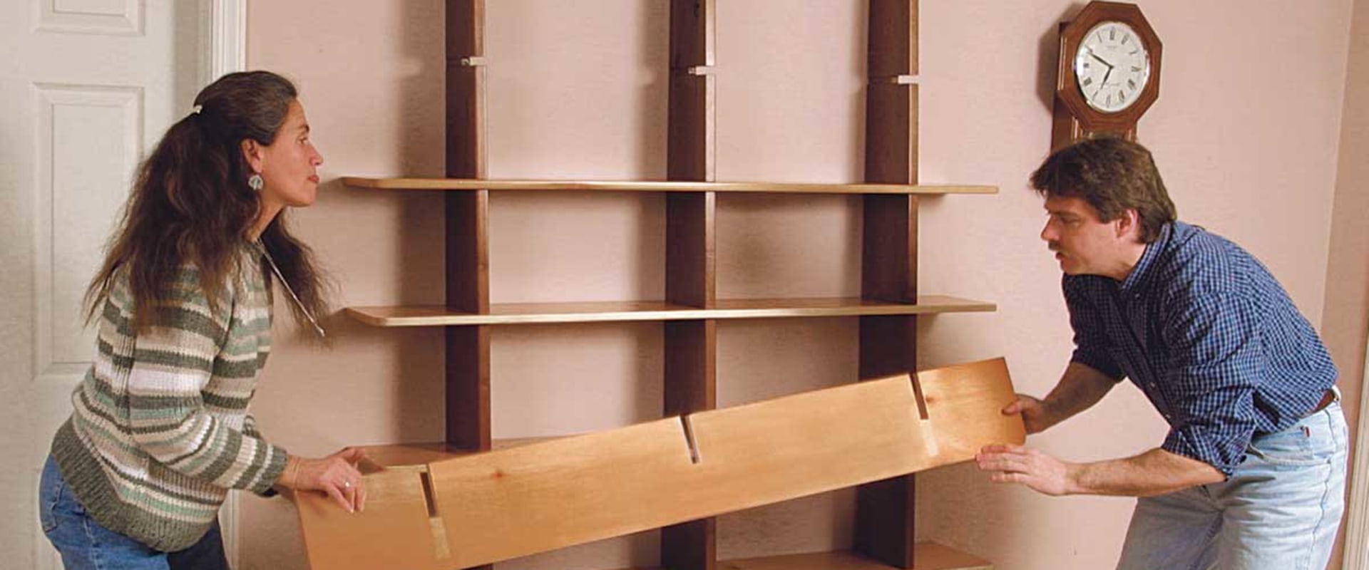 Building a Bookshelf: A Beginner's Guide to Woodworking Projects and Plans