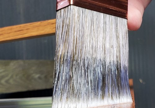 Varnishing: The Essential Guide to Finishing Woodworking Projects